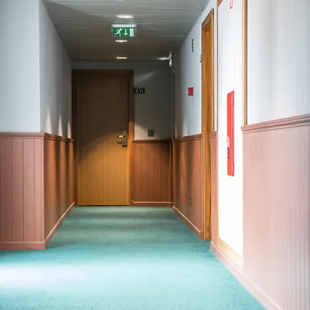 3k Madrid Готель 4*